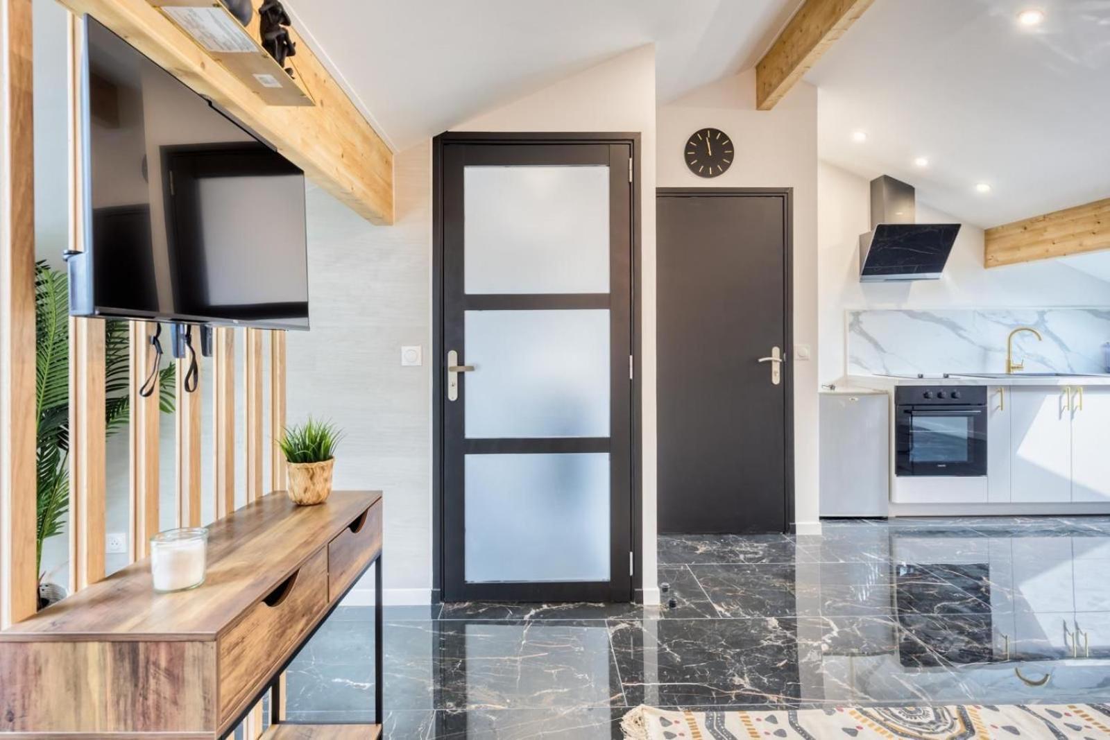 Studio 1 Coubron Dış mekan fotoğraf